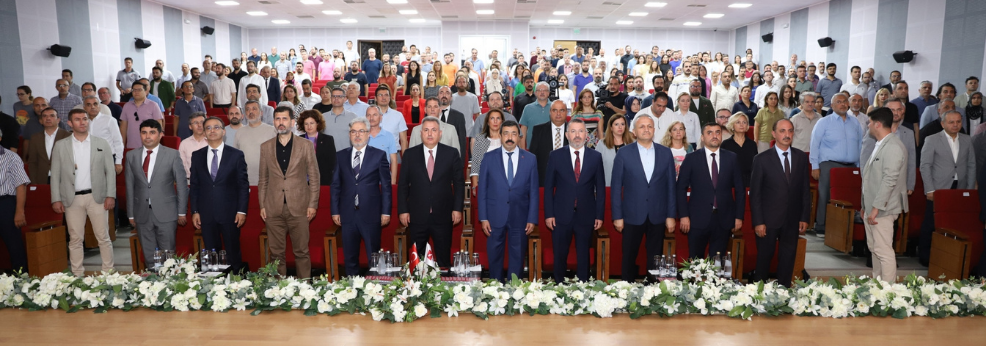 Oryantalist Düşünce Bağlamında Batı Politikaları Çalıştayı Düzenlendi